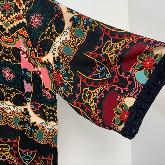 Denim 24/7 Colorful Top Woman 18W  Pop Over Key Hole Floral Geometric Mod Boho - Picture 4 of 10